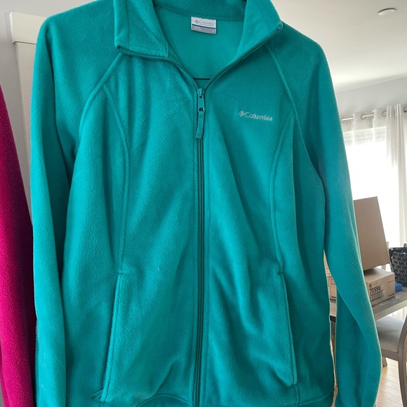 4 Columbia Women's fleece Jackets - Picture 2 of 5